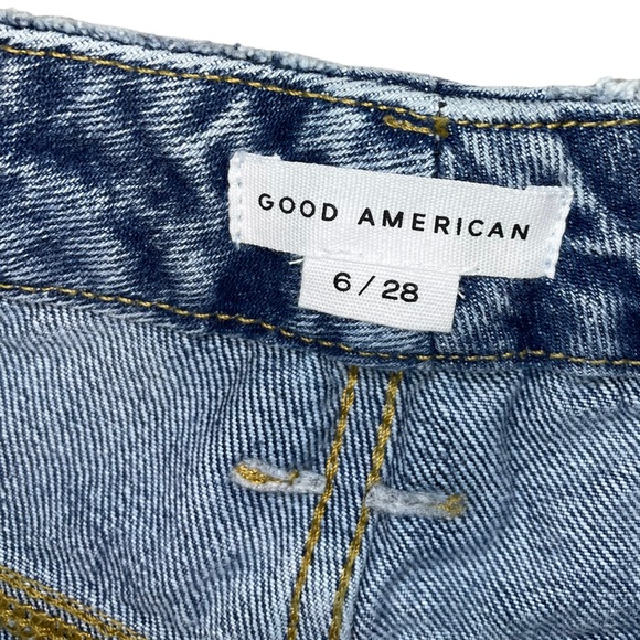 Good American 90s Duster Straight Leg Jeans - Picture 7 of 9